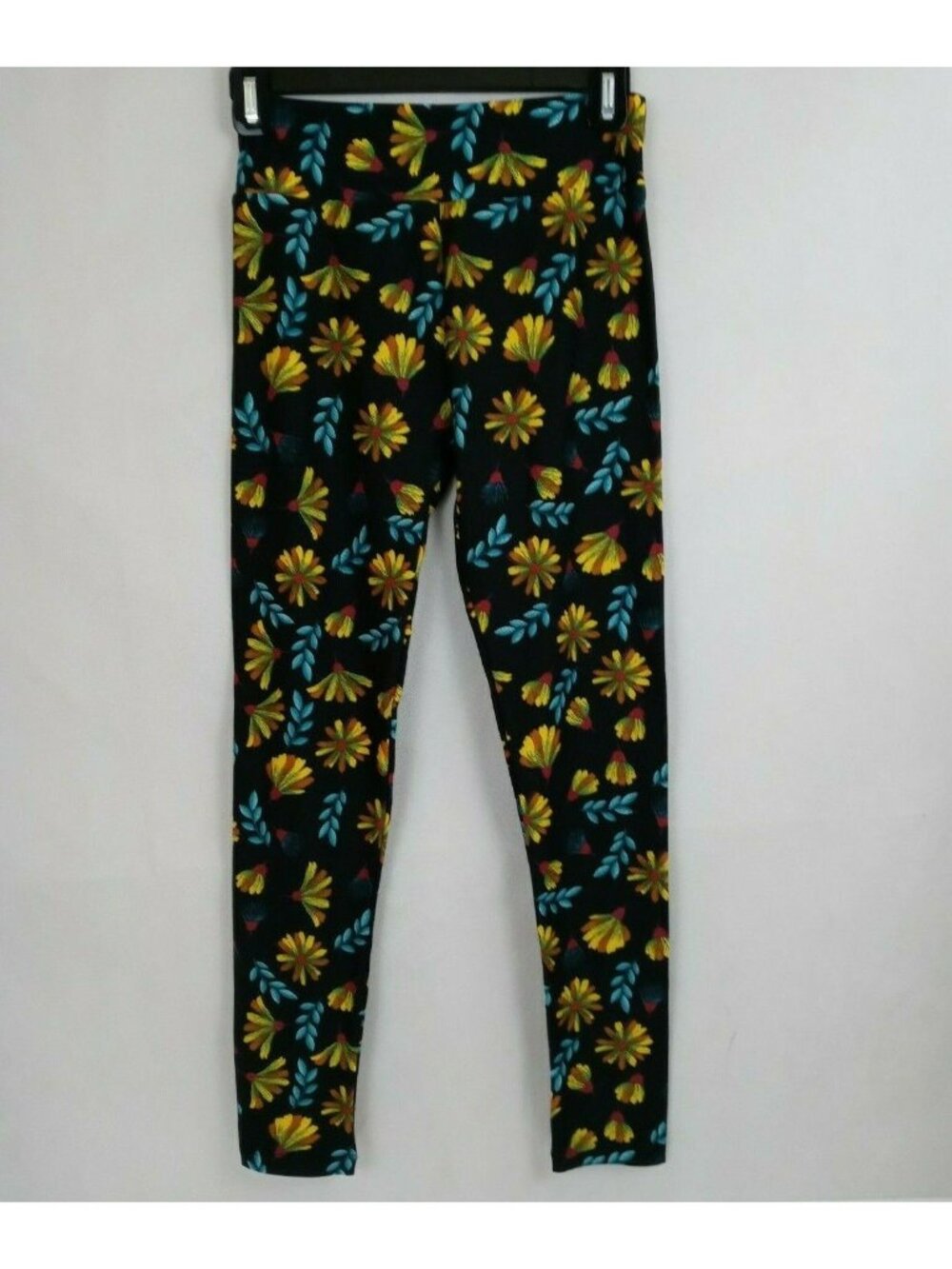 New LuLaRoe One Size Leggings Black With Yellow & Blue Leafy Floral